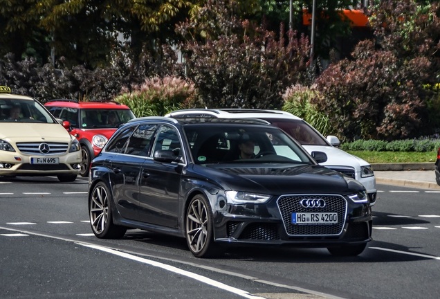 Audi RS4 Avant B8