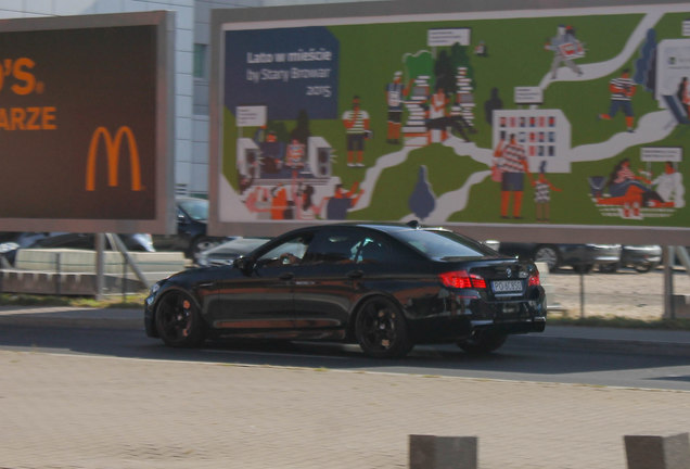 BMW M5 F10 2011