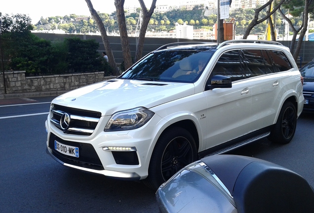 Mercedes-Benz GL 63 AMG X166