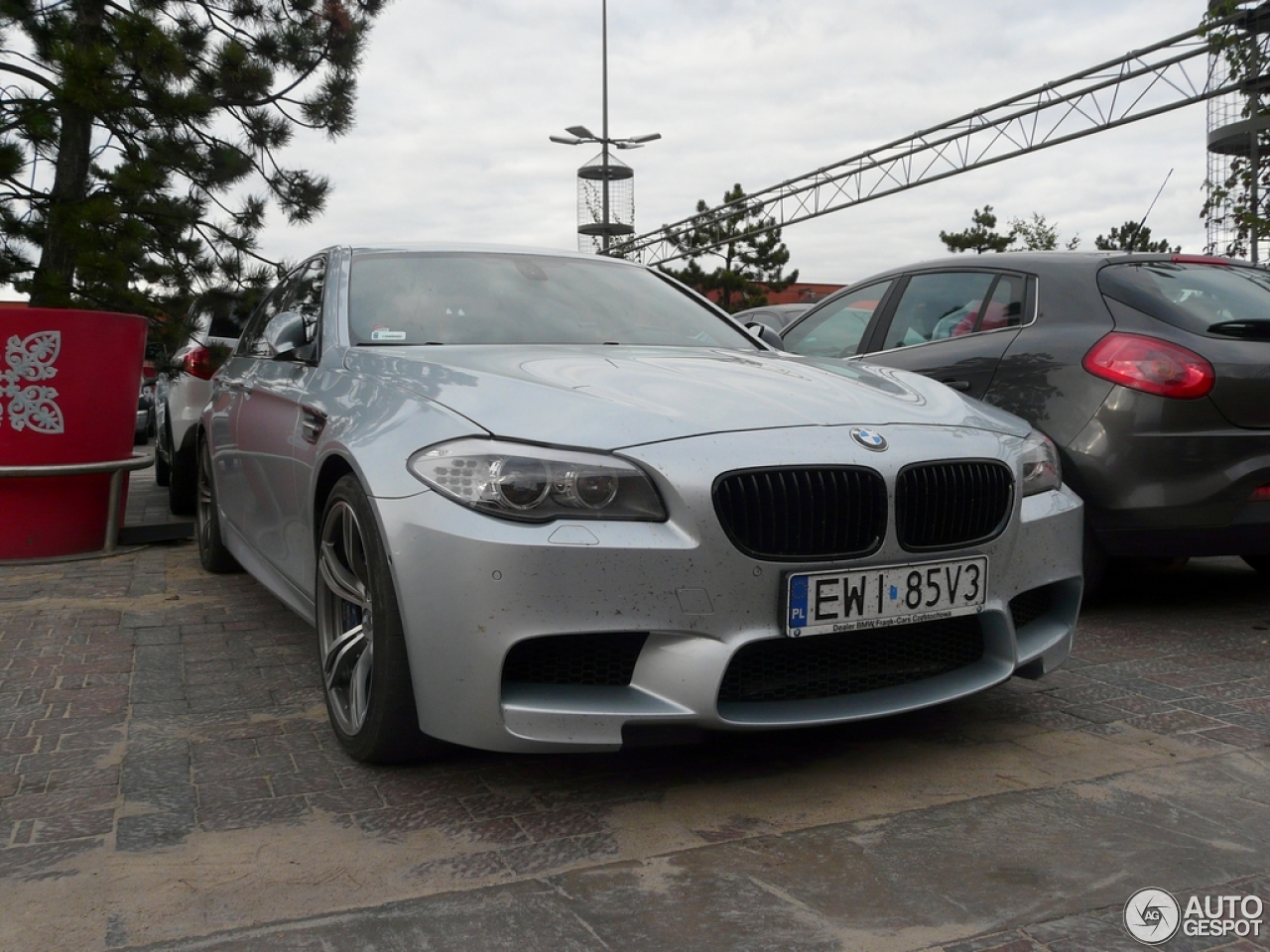 BMW M5 F10 2011