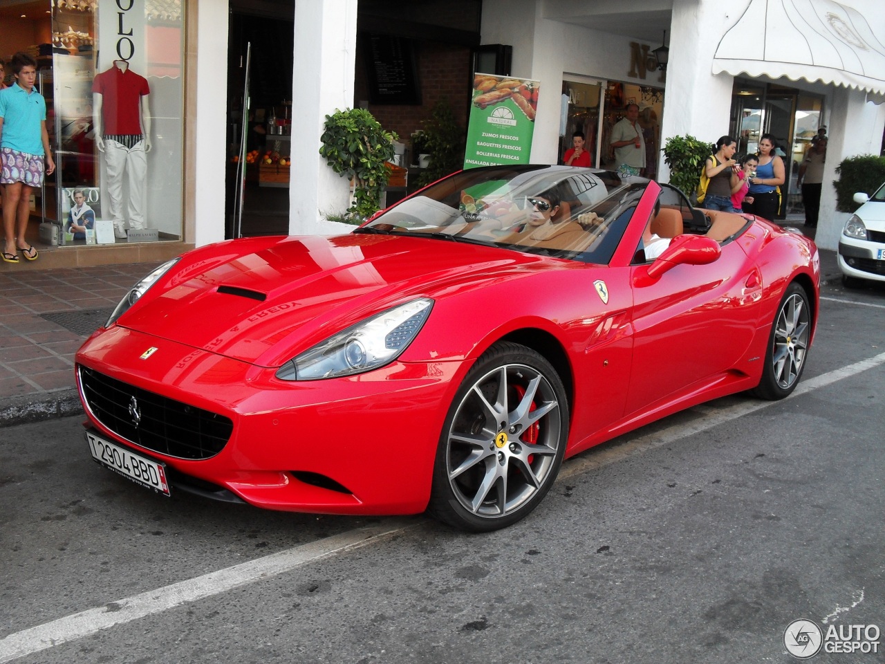 Ferrari California