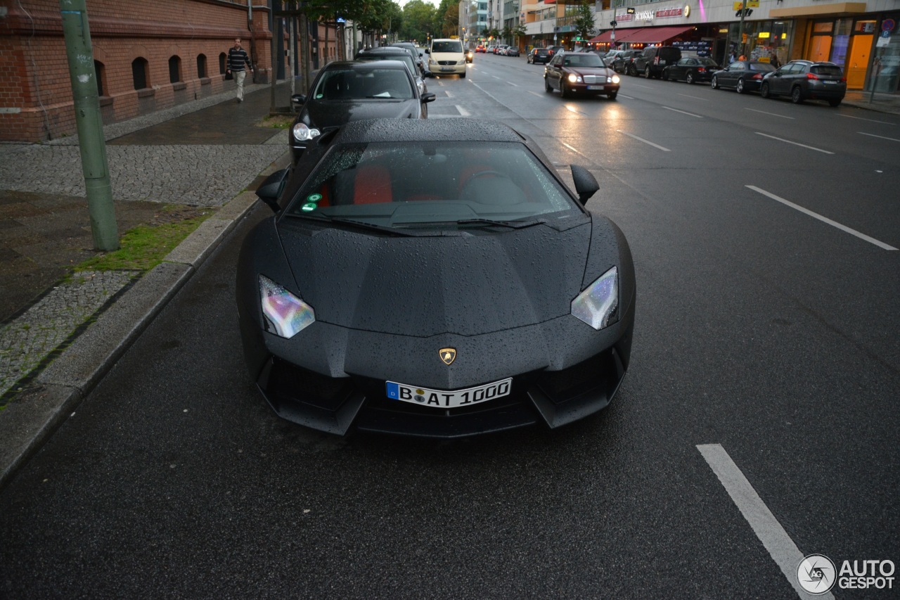 Lamborghini Aventador LP700-4