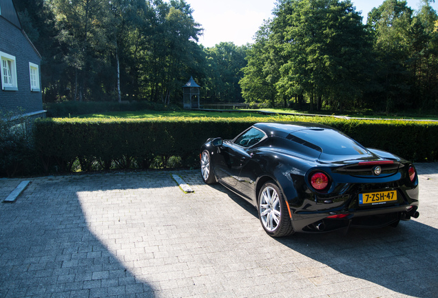 Alfa Romeo 4C Coupé