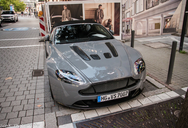 Aston Martin V12 Vantage S Roadster