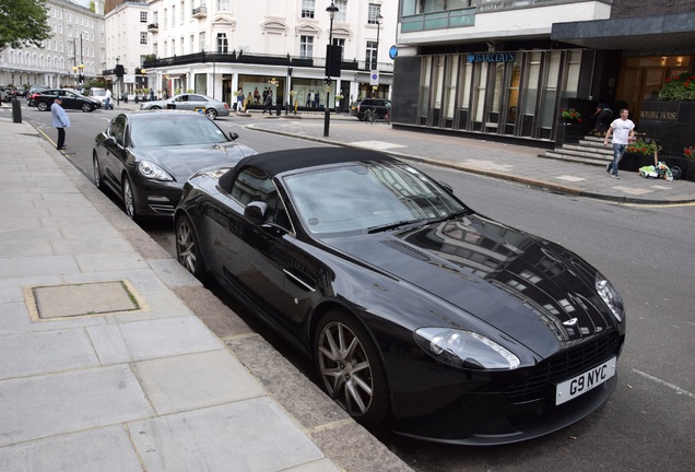 Aston Martin V8 Vantage Roadster 2012