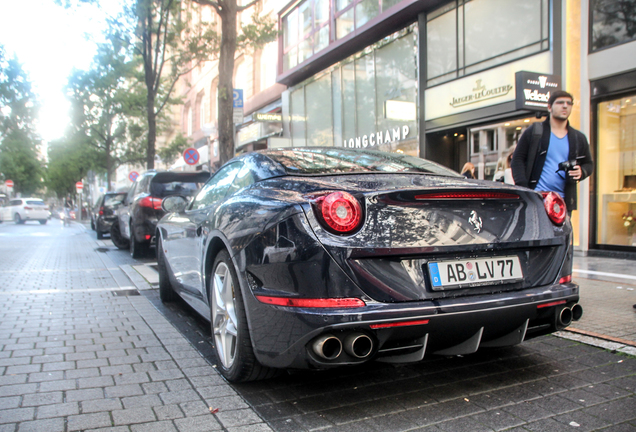 Ferrari California T