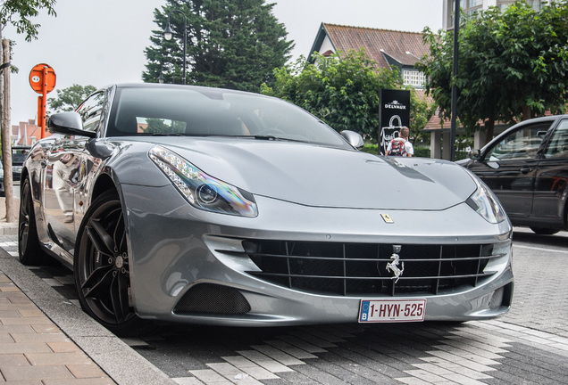 Ferrari FF