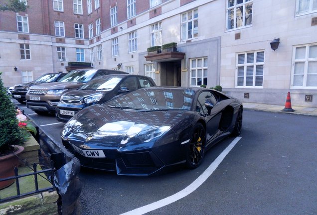 Lamborghini Aventador LP700-4