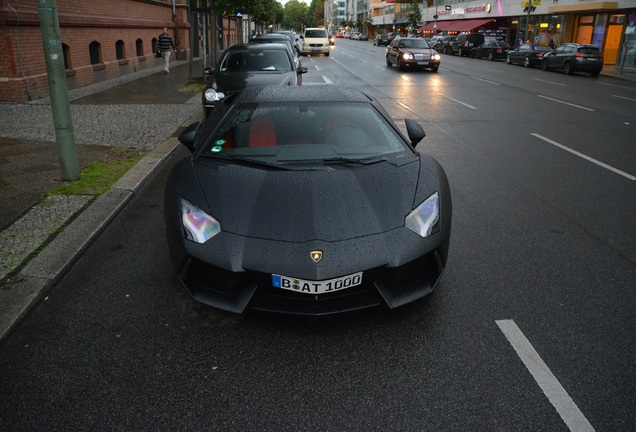 Lamborghini Aventador LP700-4