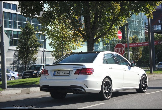 Mercedes-Benz E 63 AMG S W212