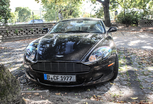 Aston Martin DB9