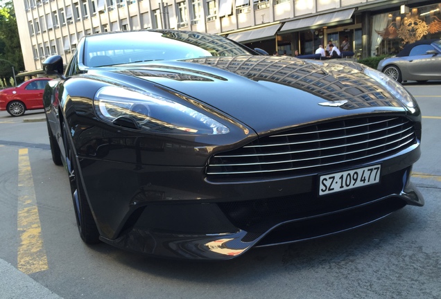 Aston Martin Vanquish 2013