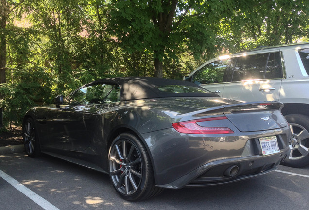 Aston Martin Vanquish Volante