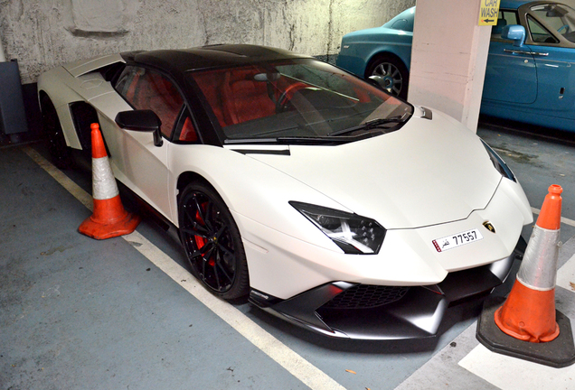 Lamborghini Aventador LP720-4 Roadster 50° Anniversario