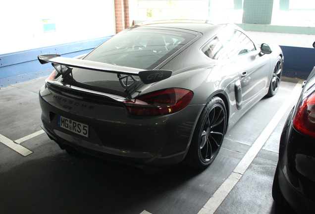 Porsche 981 Cayman GT4