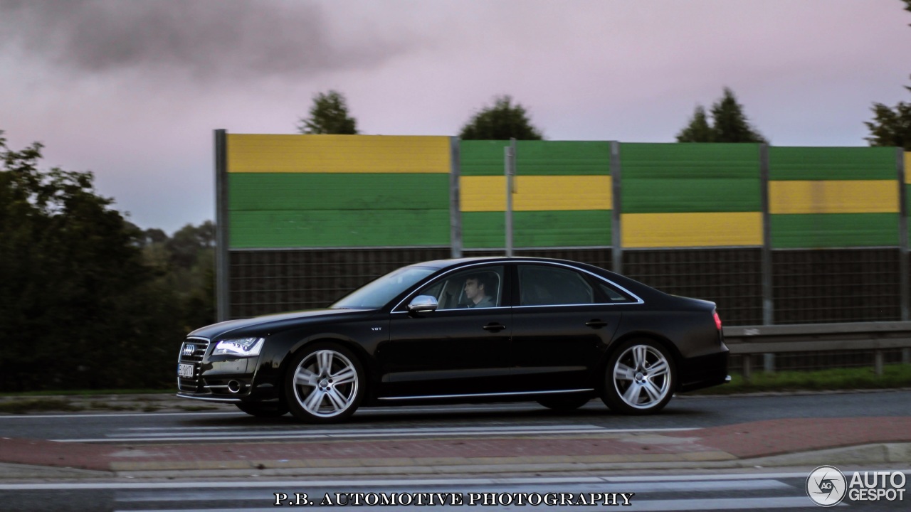 Audi S8 D4