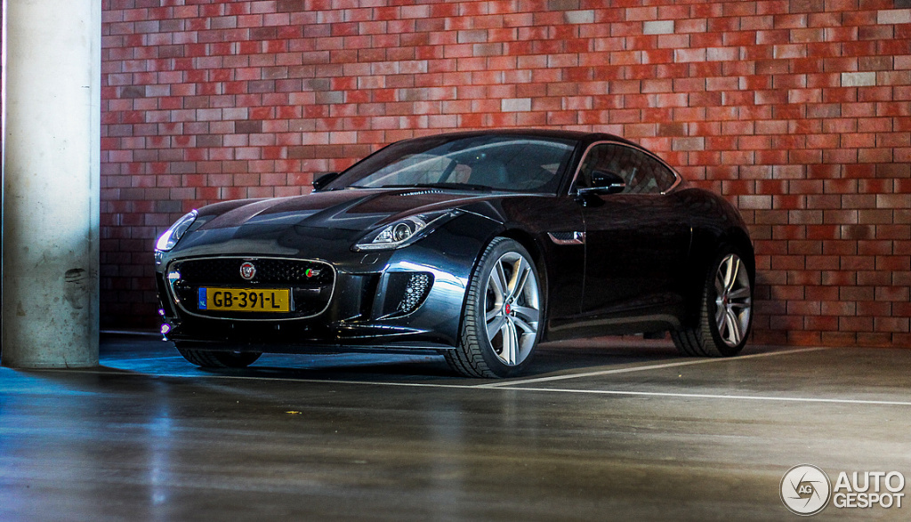 Jaguar F-TYPE S Coupé