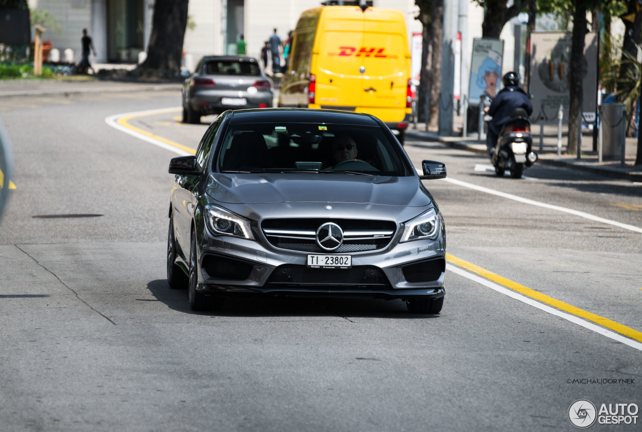 Mercedes-Benz CLA 45 AMG Shooting Brake