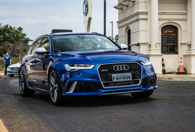 Audi RS6 Avant C7 2015