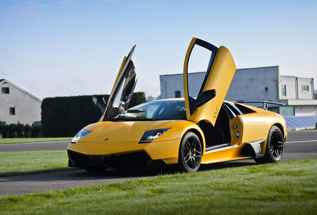 Lamborghini Murciélago LP670-4 SuperVeloce