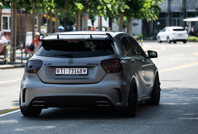 Mercedes-Benz A 45 AMG