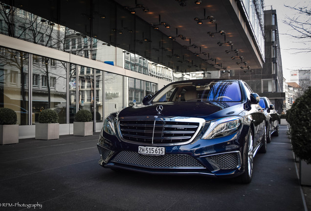 Mercedes-Benz S 65 AMG V222