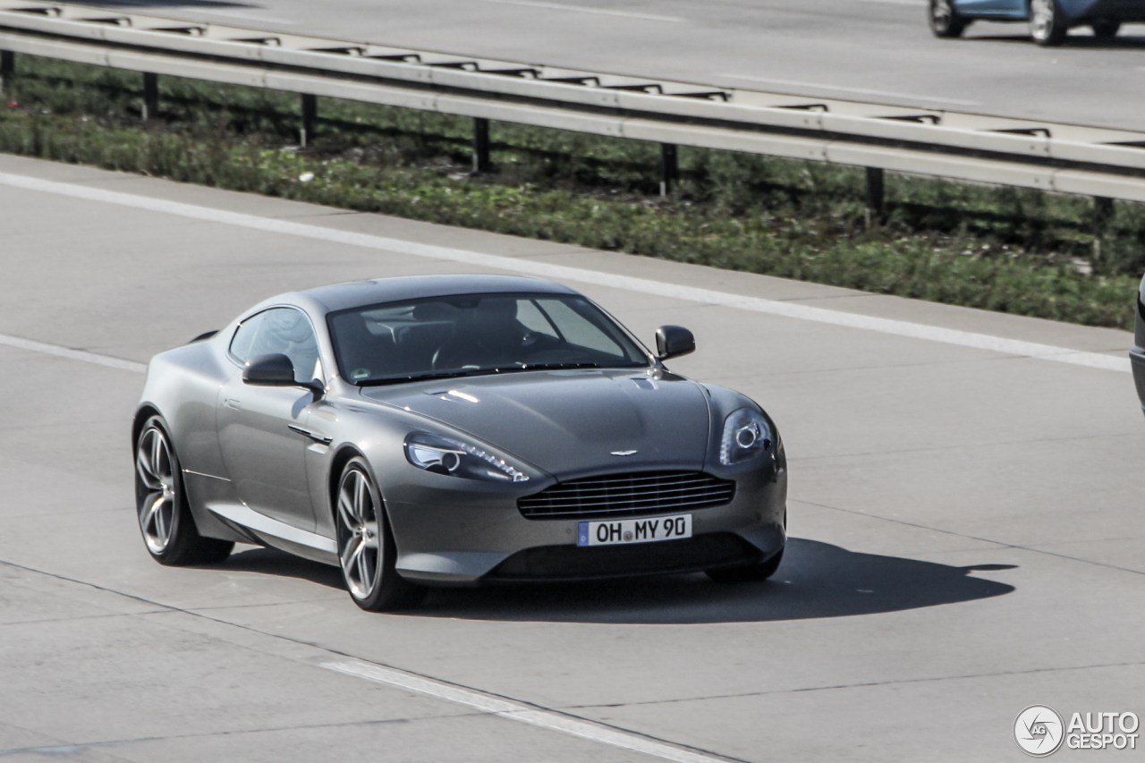 Aston Martin DB9 2013