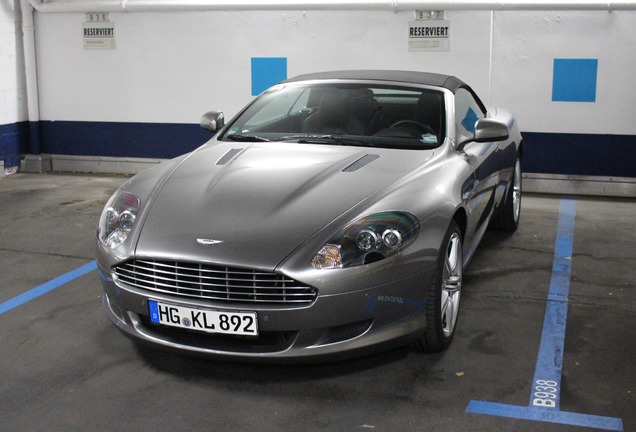 Aston Martin DB9 Volante