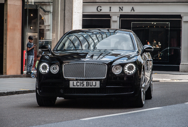 Bentley Flying Spur V8