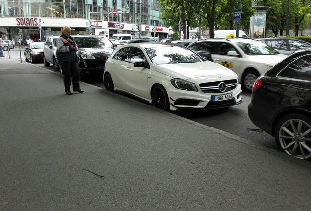 Mercedes-Benz A 45 AMG