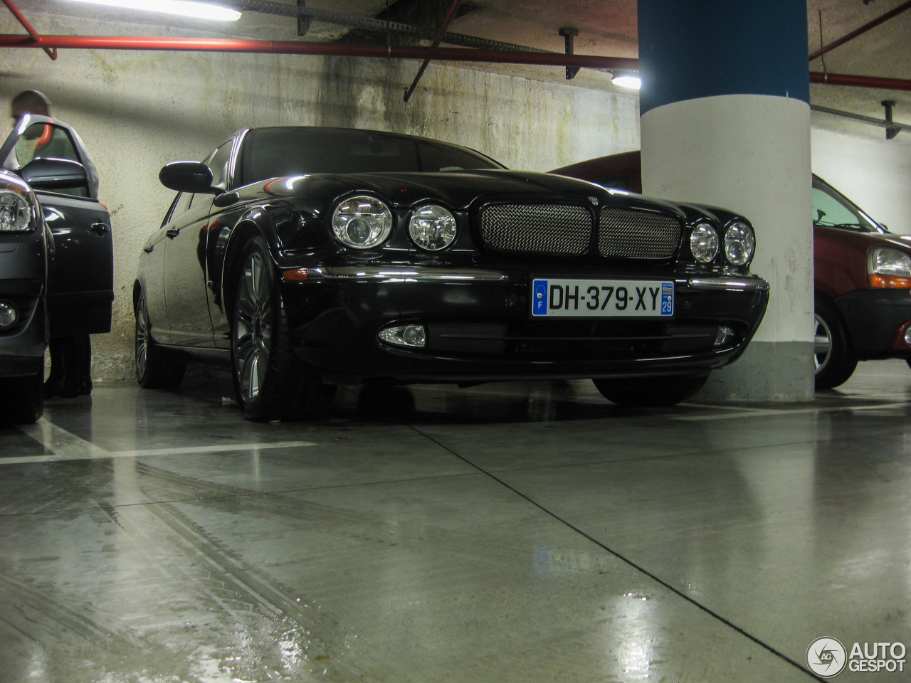 Jaguar XJR