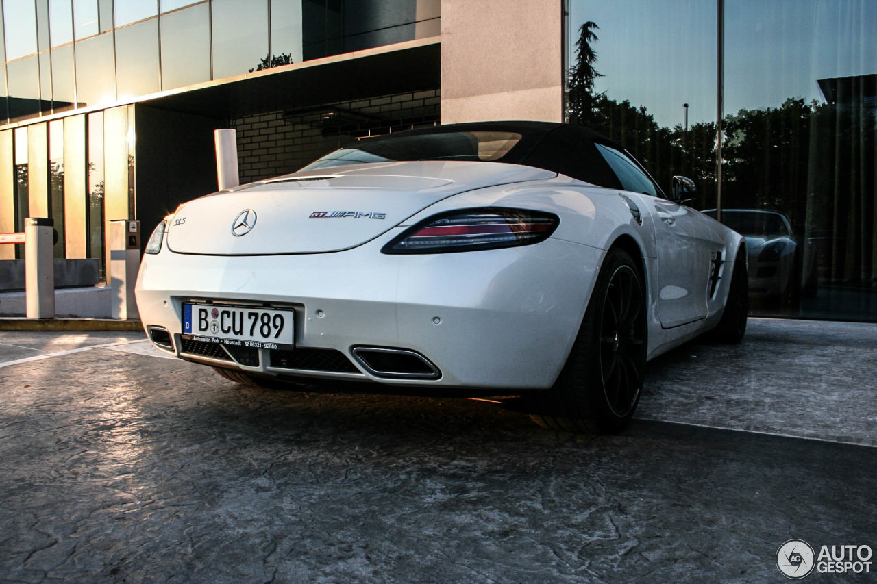 Mercedes-Benz SLS AMG GT Roadster