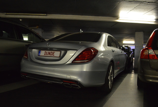 Mercedes-Benz S 63 AMG V222