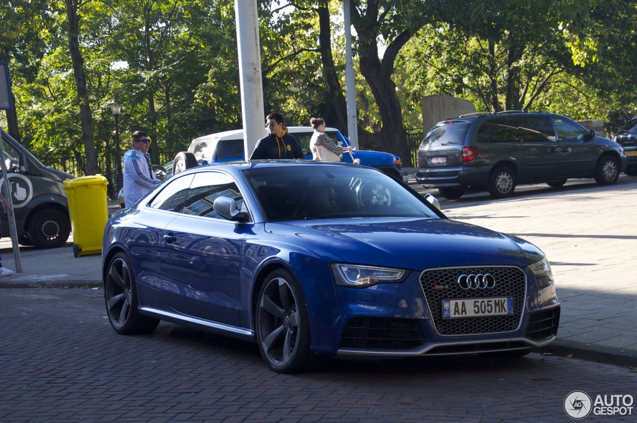 Audi RS5 B8 2012