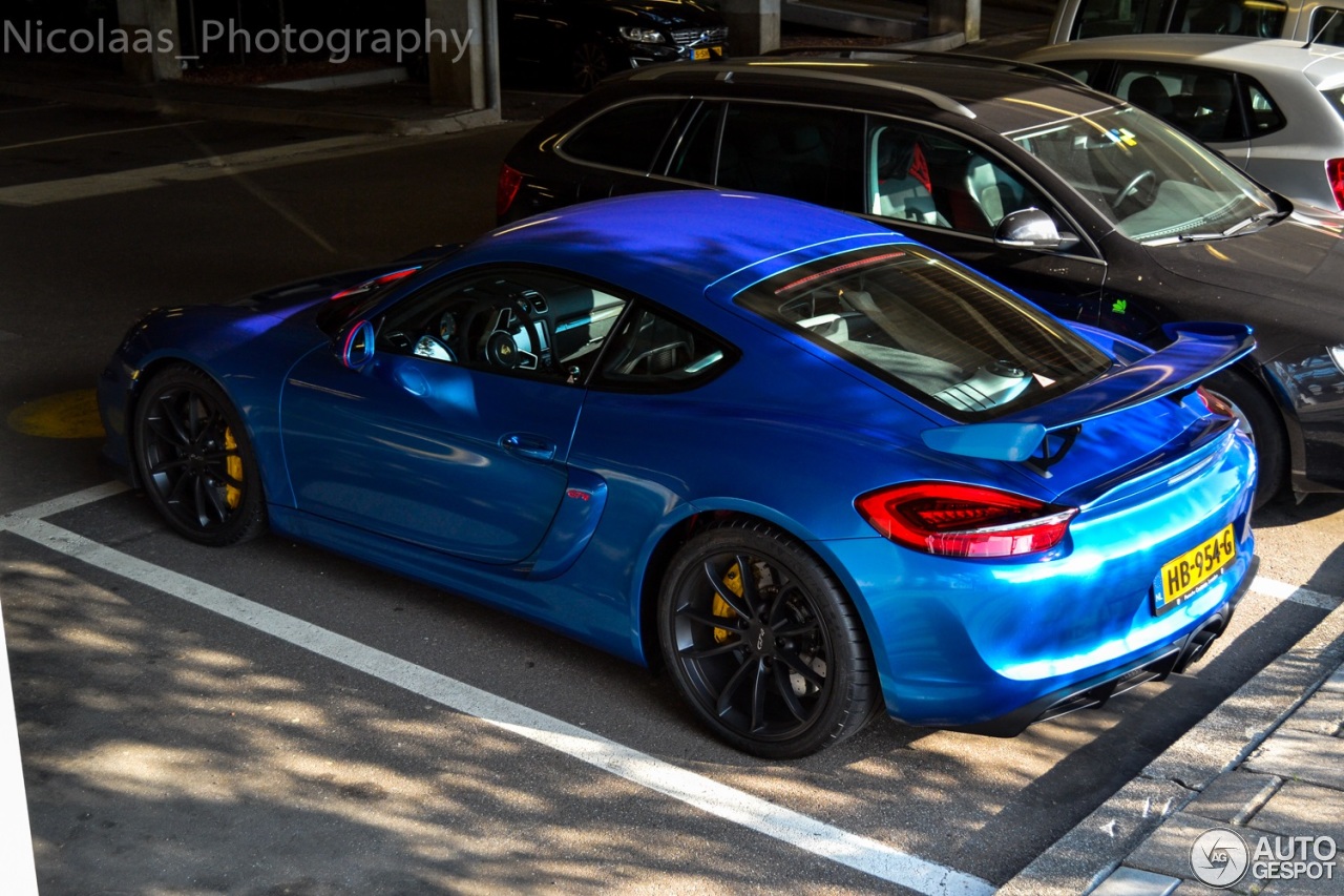 Porsche 981 Cayman GT4