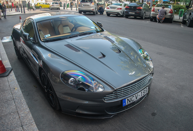 Aston Martin DBS