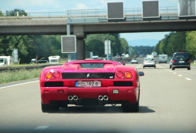 Lamborghini Diablo VT Roadster