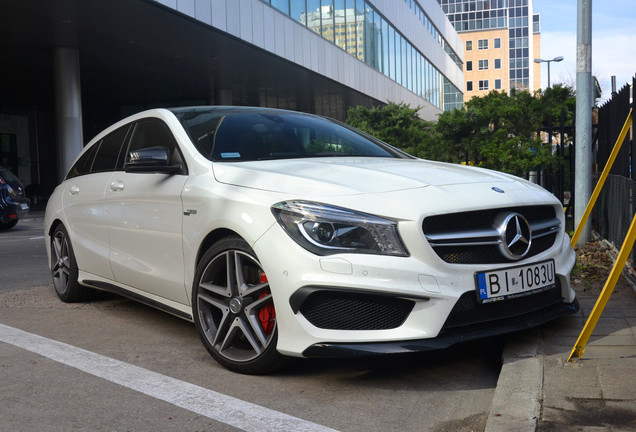 Mercedes-Benz CLA 45 AMG Shooting Brake