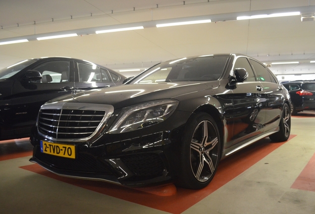 Mercedes-Benz S 63 AMG V222