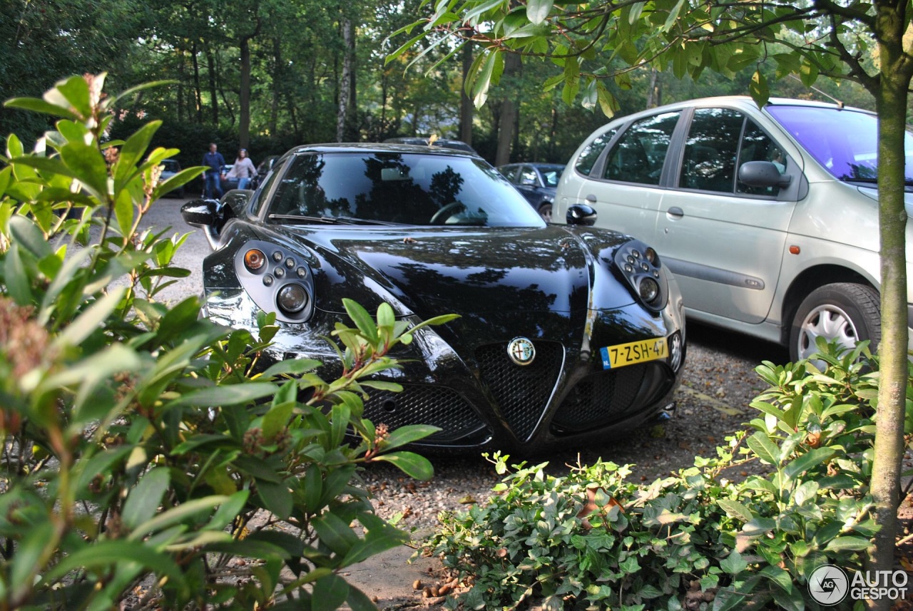 Alfa Romeo 4C Coupé