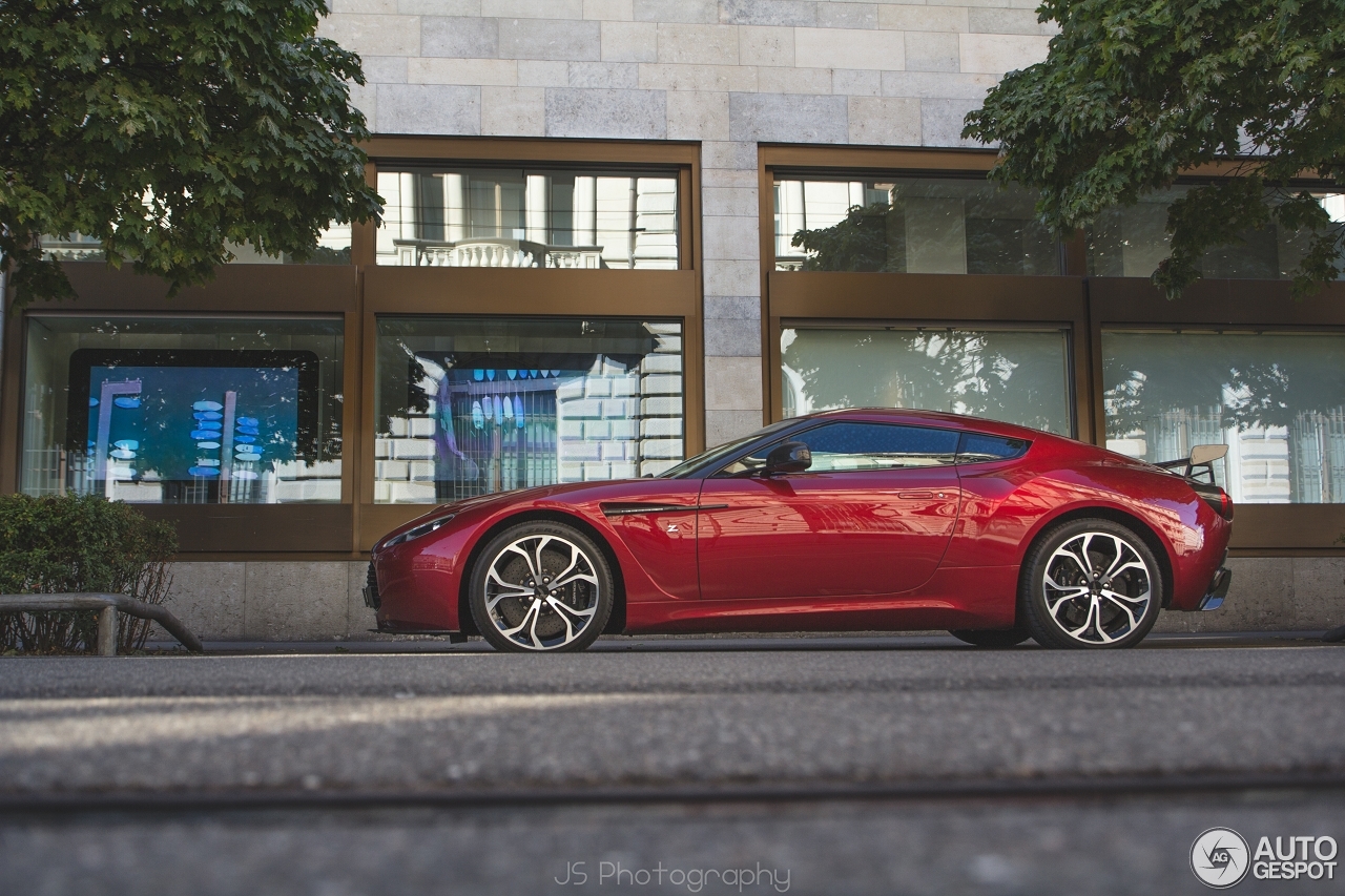 Aston Martin V12 Zagato