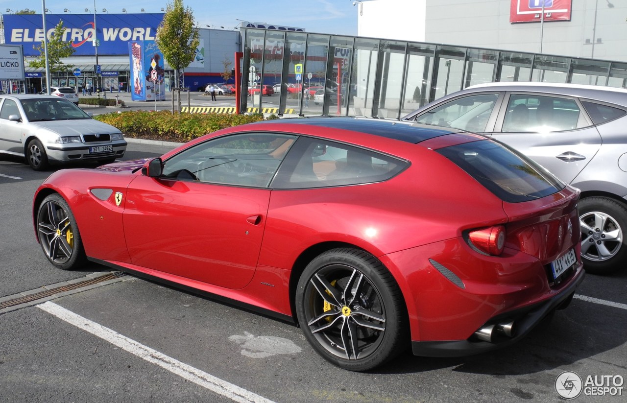 Ferrari FF