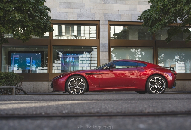 Aston Martin V12 Zagato