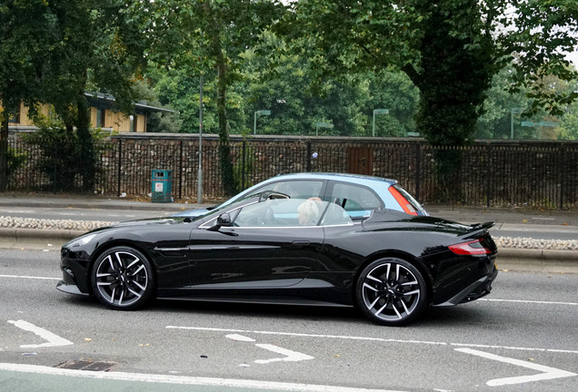 Aston Martin Vanquish Volante