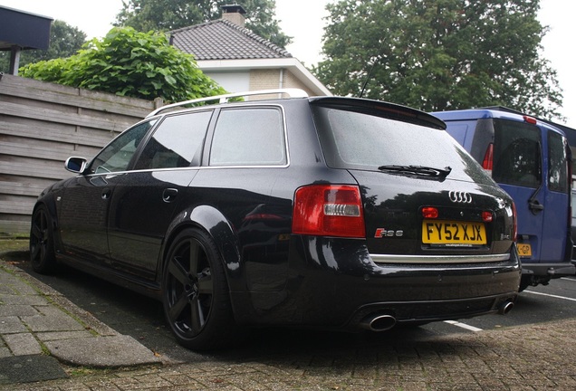 Audi RS6 Avant C5