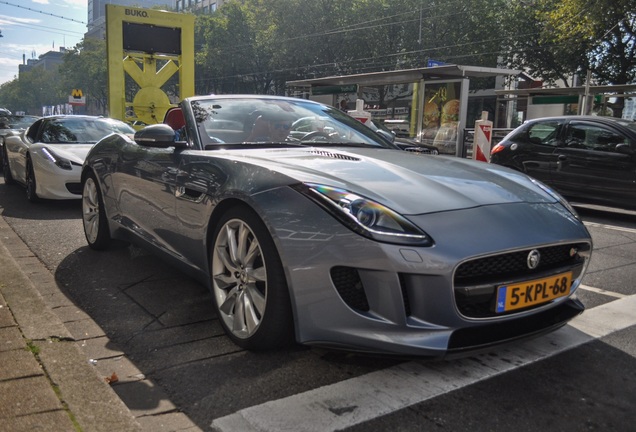 Jaguar F-TYPE S Convertible