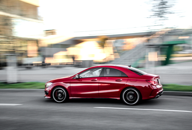 Mercedes-Benz CLA 45 AMG C117