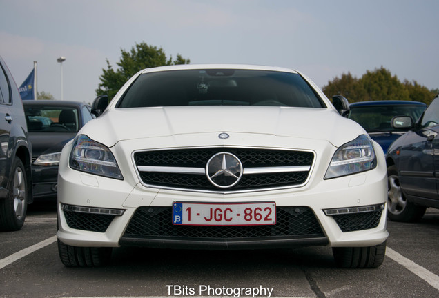 Mercedes-Benz CLS 63 AMG X218 Shooting Brake