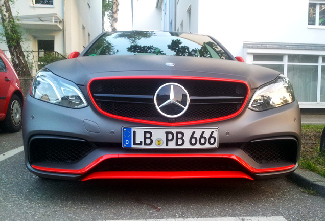 Mercedes-Benz E 63 AMG S W212