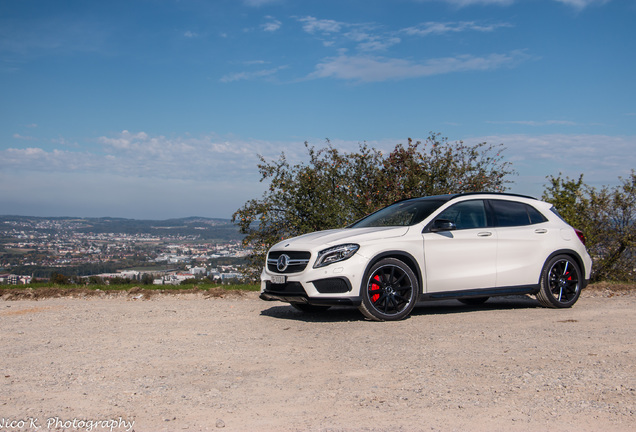 Mercedes-Benz GLA 45 AMG X156